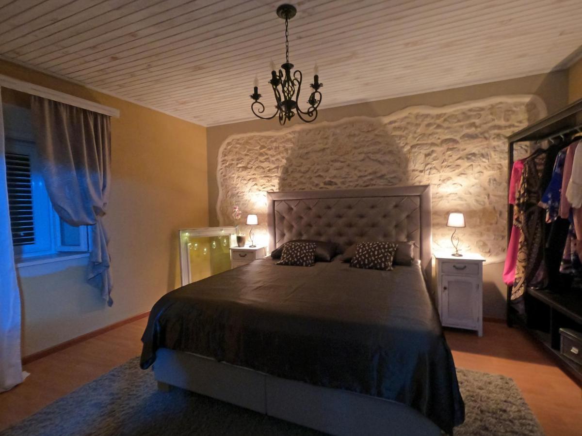 Villa Stone House Hedonia *